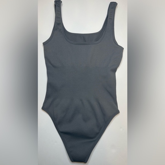 Sleeveless Square Neck Bodysuit Ribbed Tank Top Dark Gray Size S - Picture 2 of 8